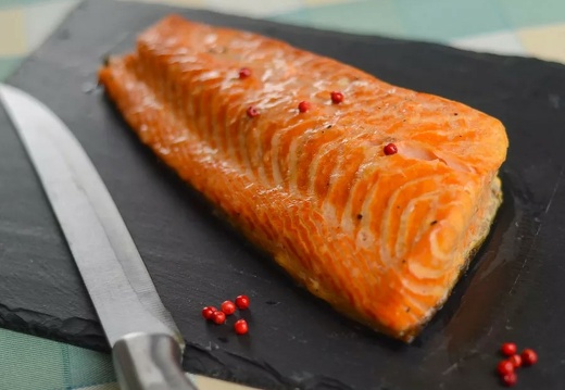 Saumon fumé à chaud