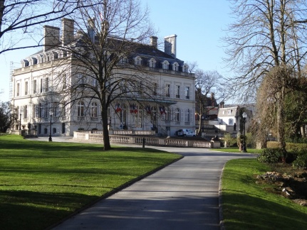 20150207-122837-Epernay