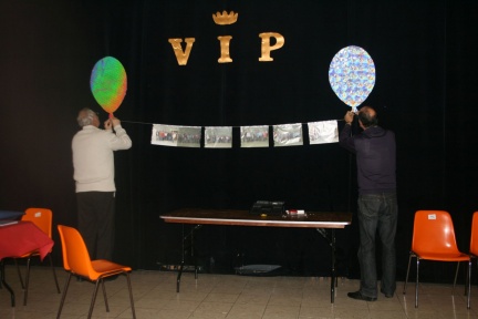 20131213-202540-VIP