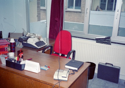 19890601-BSR Bureau-3